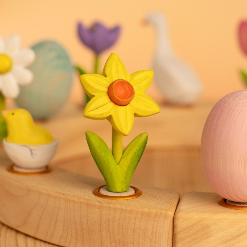 Bumbu Toys | Celebration Ring Ornament | Daffodil