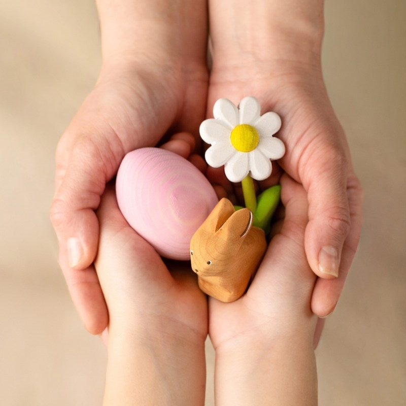 Bumbu Toys | Celebration Ring Ornament | Daisy