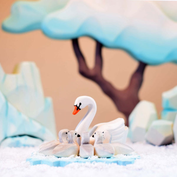 Bumbu Toys | Swan