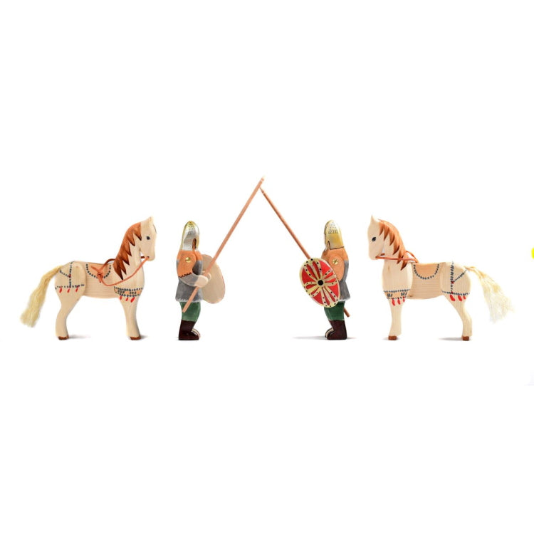 Bumbu Toys | Dacian Knight with Spear, Shield & Dragon Banner