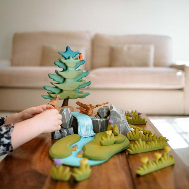 Bumbu Toys | Large Green Spruce Tree