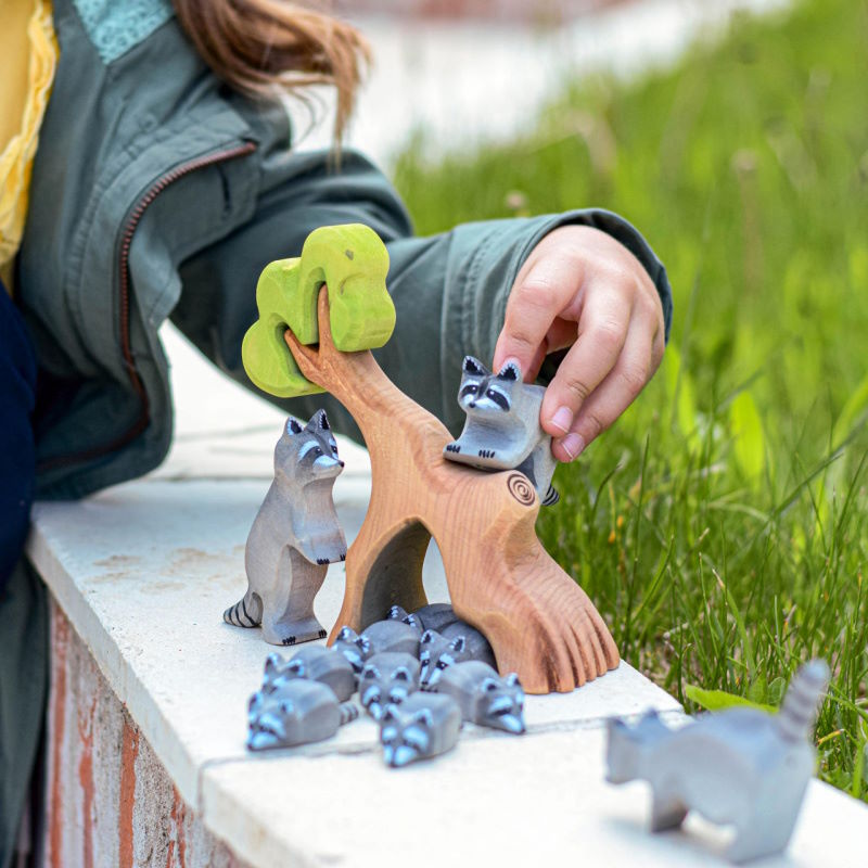 Bumbu Toys | Raccoon Standing
