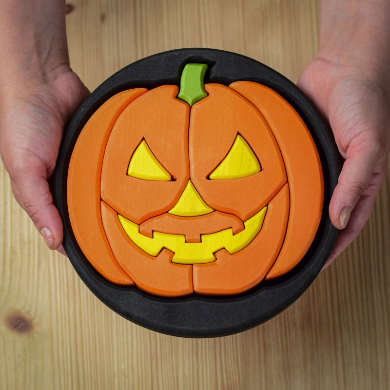 Bumbu Toys | Round Halloween Puzzle Black