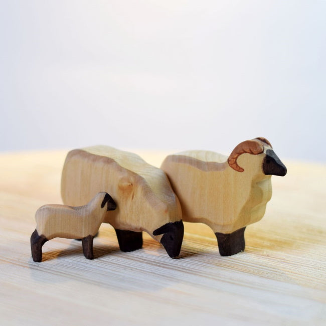 Bumbu Toys | Sheep Eating