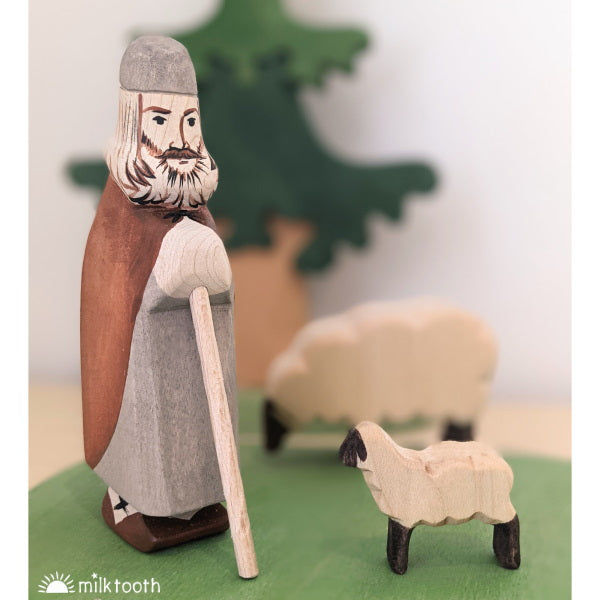Bumbu Toys | Shepherd Standing with Beard